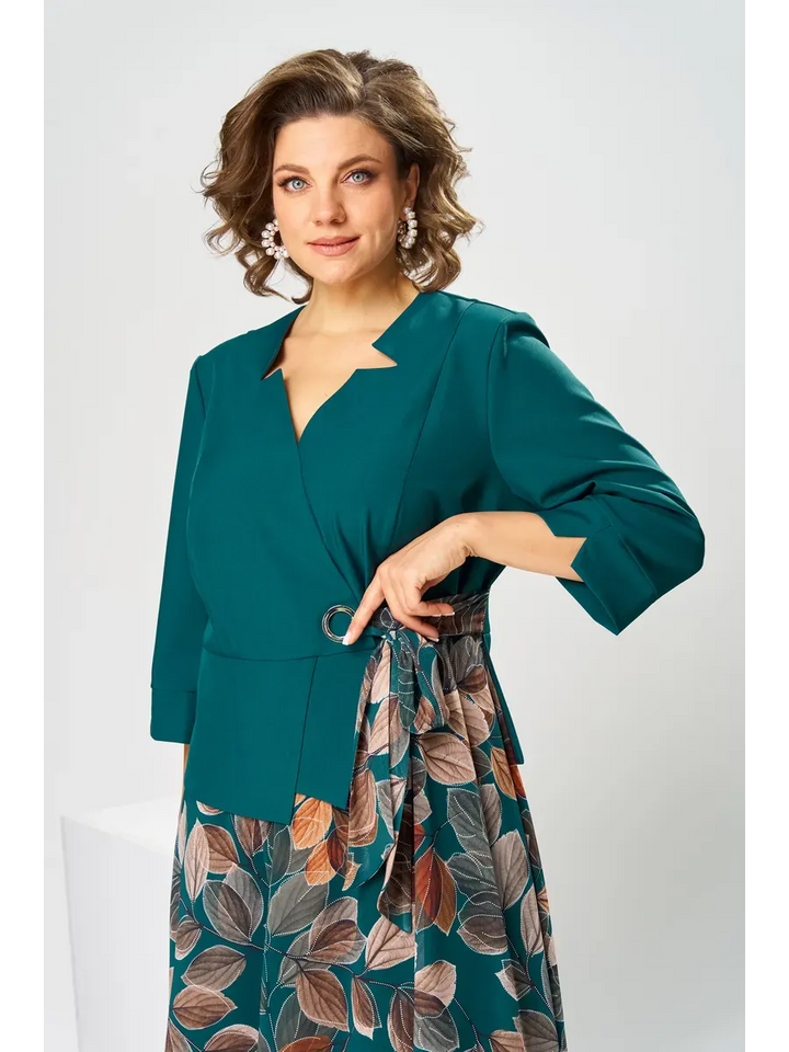 Ilyra – Robe en chiffon à col à revers crantés