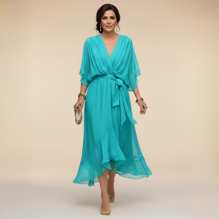 Nevaya – Robe à décolleté en V transparente