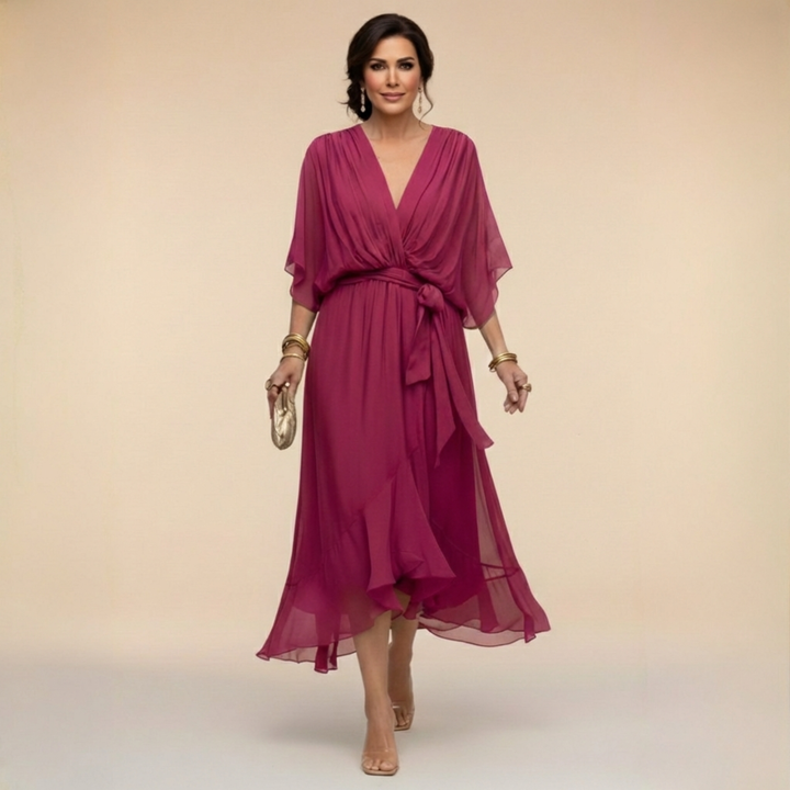 Nevaya – Robe à décolleté en V transparente