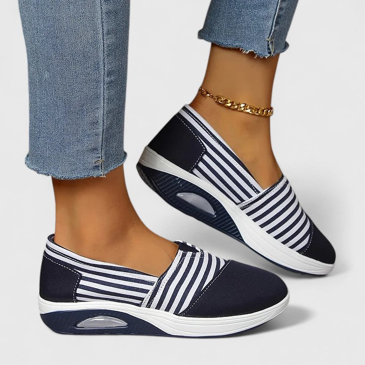 Elyra – Baskets à enfiler en textile