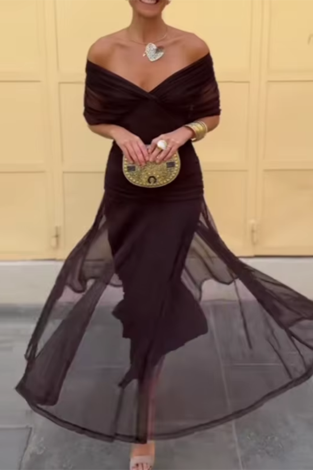 Veyla – Robe maxi à décolleté en V