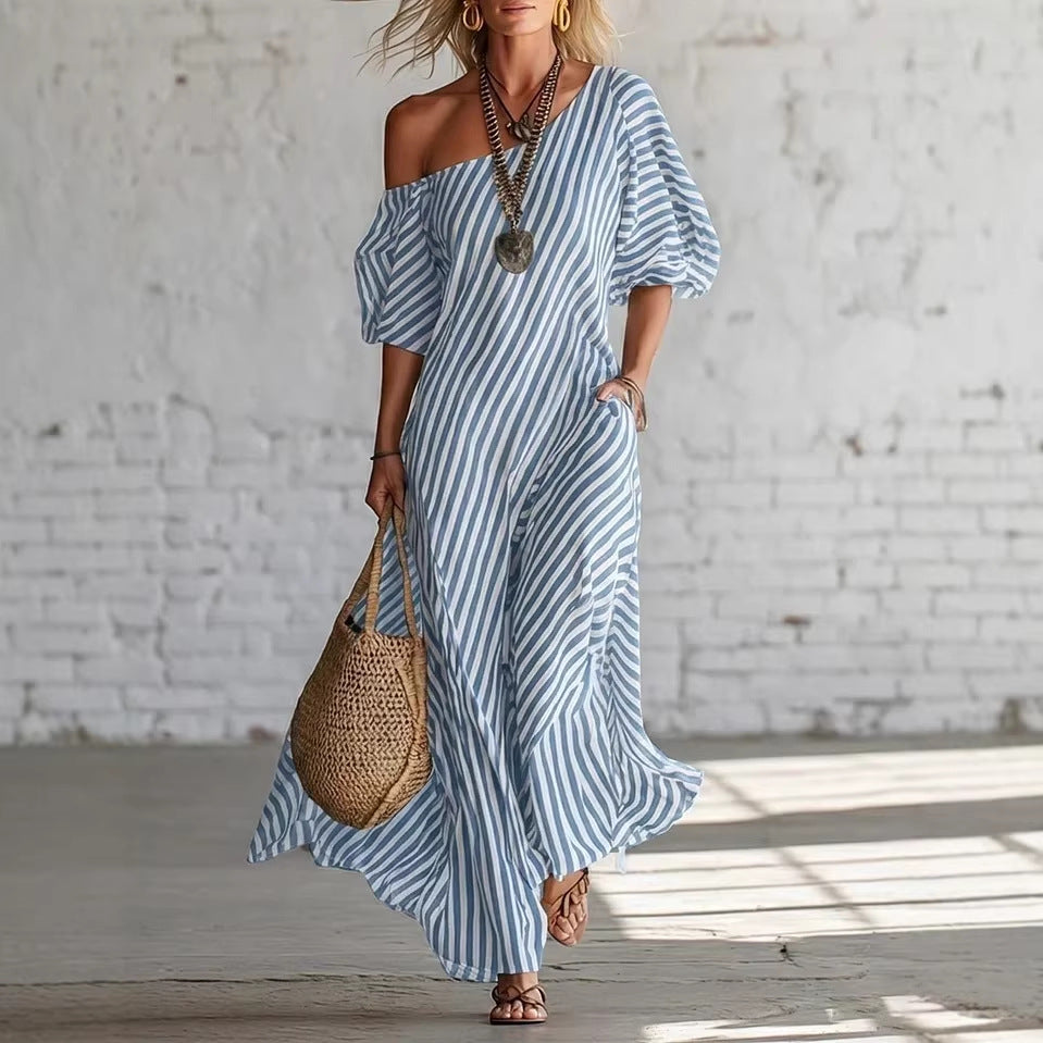 Avyra – Robe maxi à rayures à épaules dénudées