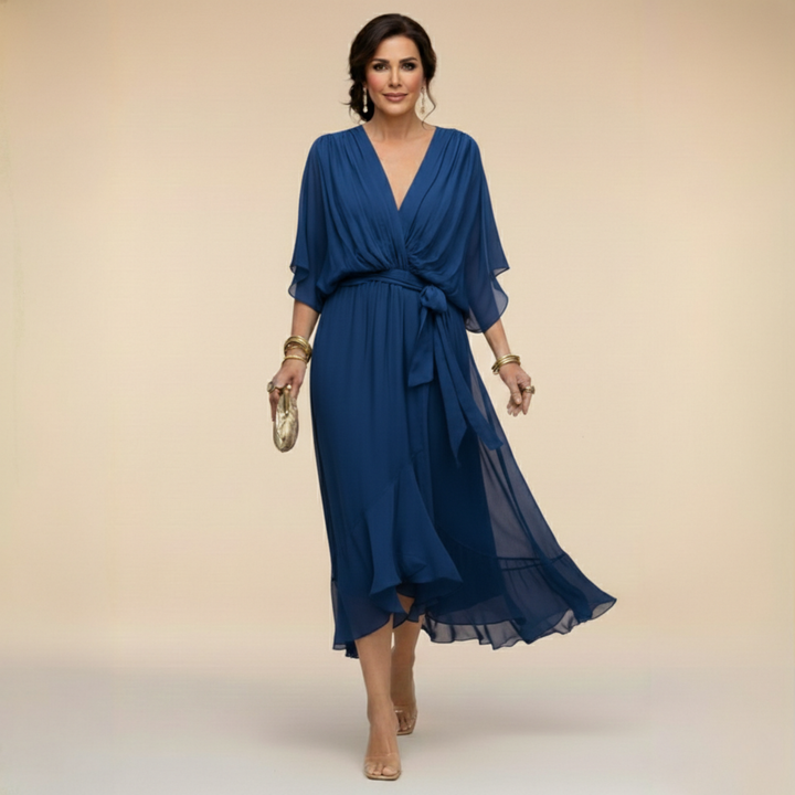 Nevaya – Robe à décolleté en V transparente