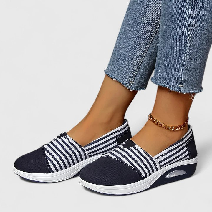 Elyra – Baskets à enfiler en textile