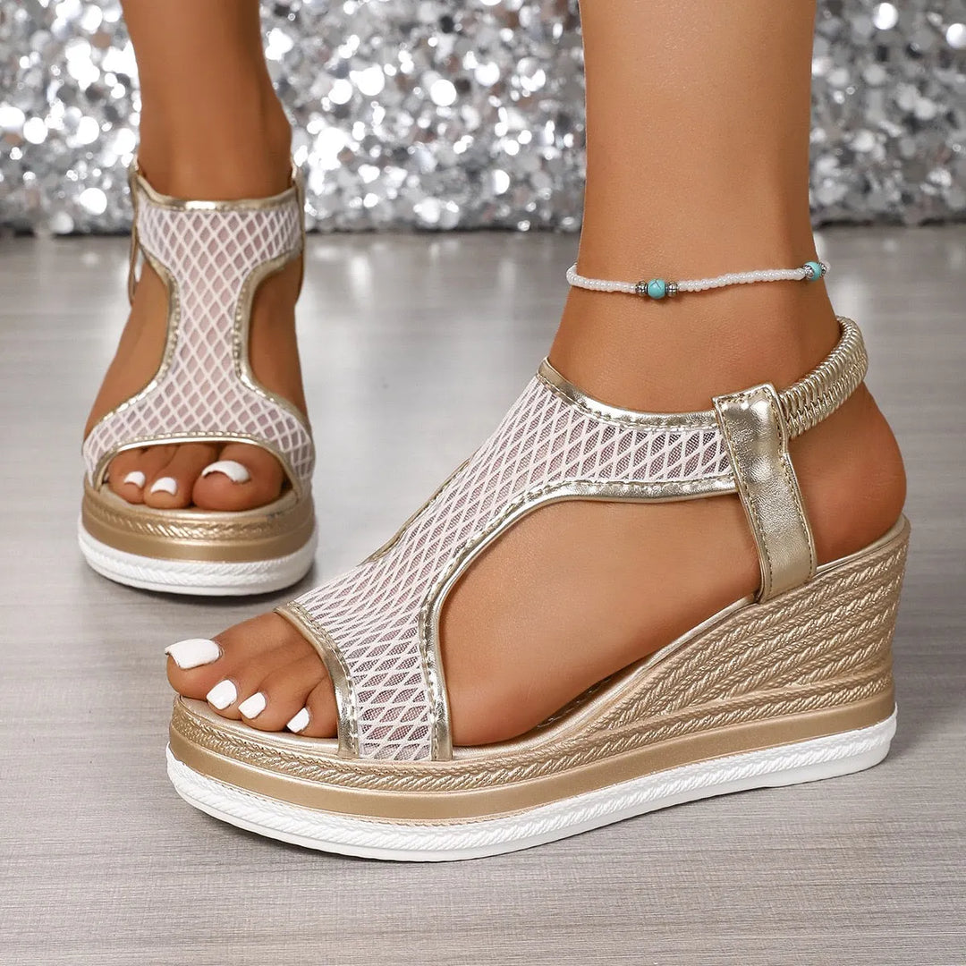 Selora – Bride réglable, talon compensé, sandales