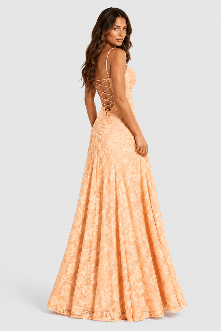 Nerila – robe en dentelle florale exquise