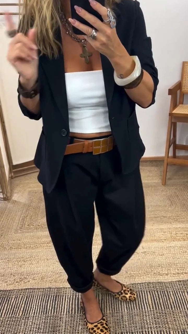 Virela – Costume à revers