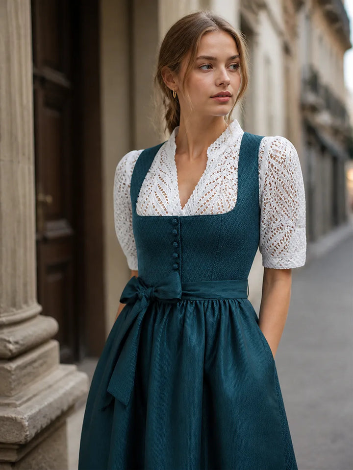 Solira – Robe en jacquard à devant arrondi