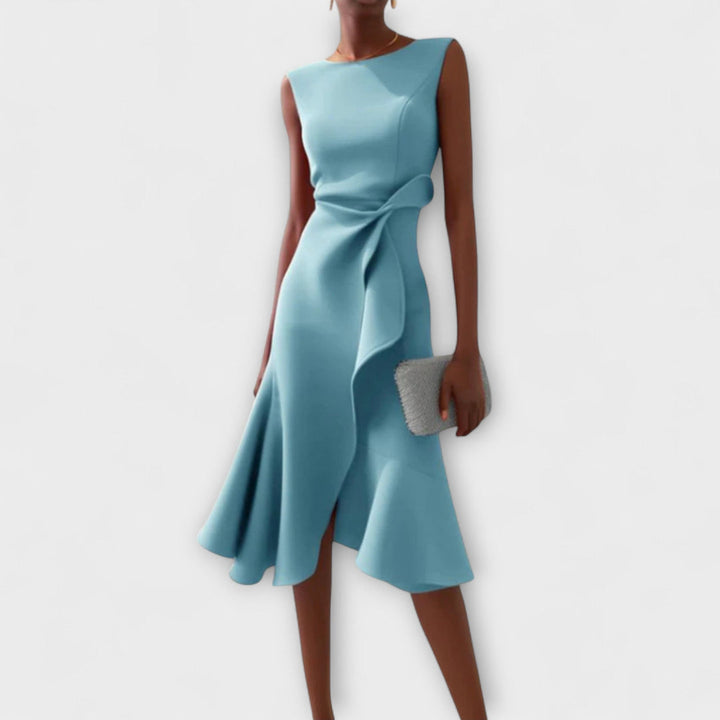 Nivara – robe avec nœud à la taille et plis