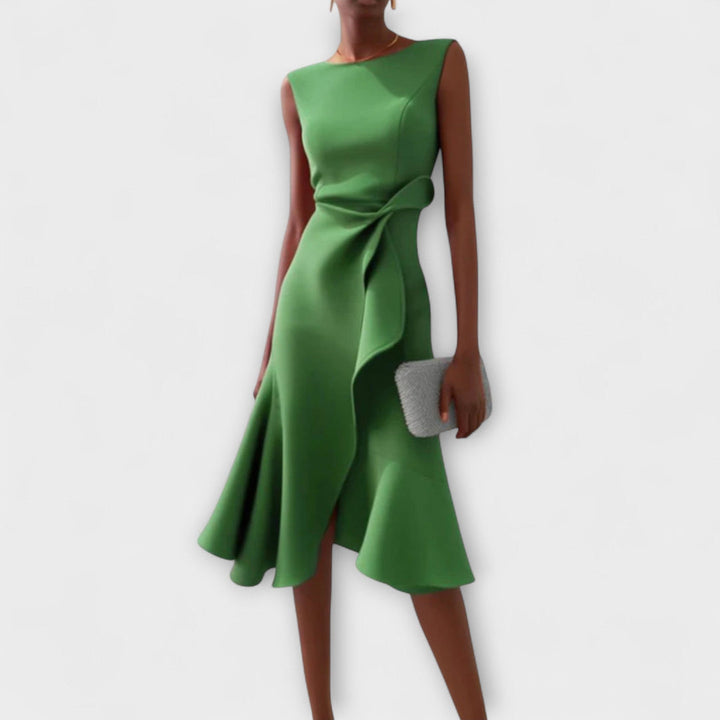 Nivara – robe avec nœud à la taille et plis