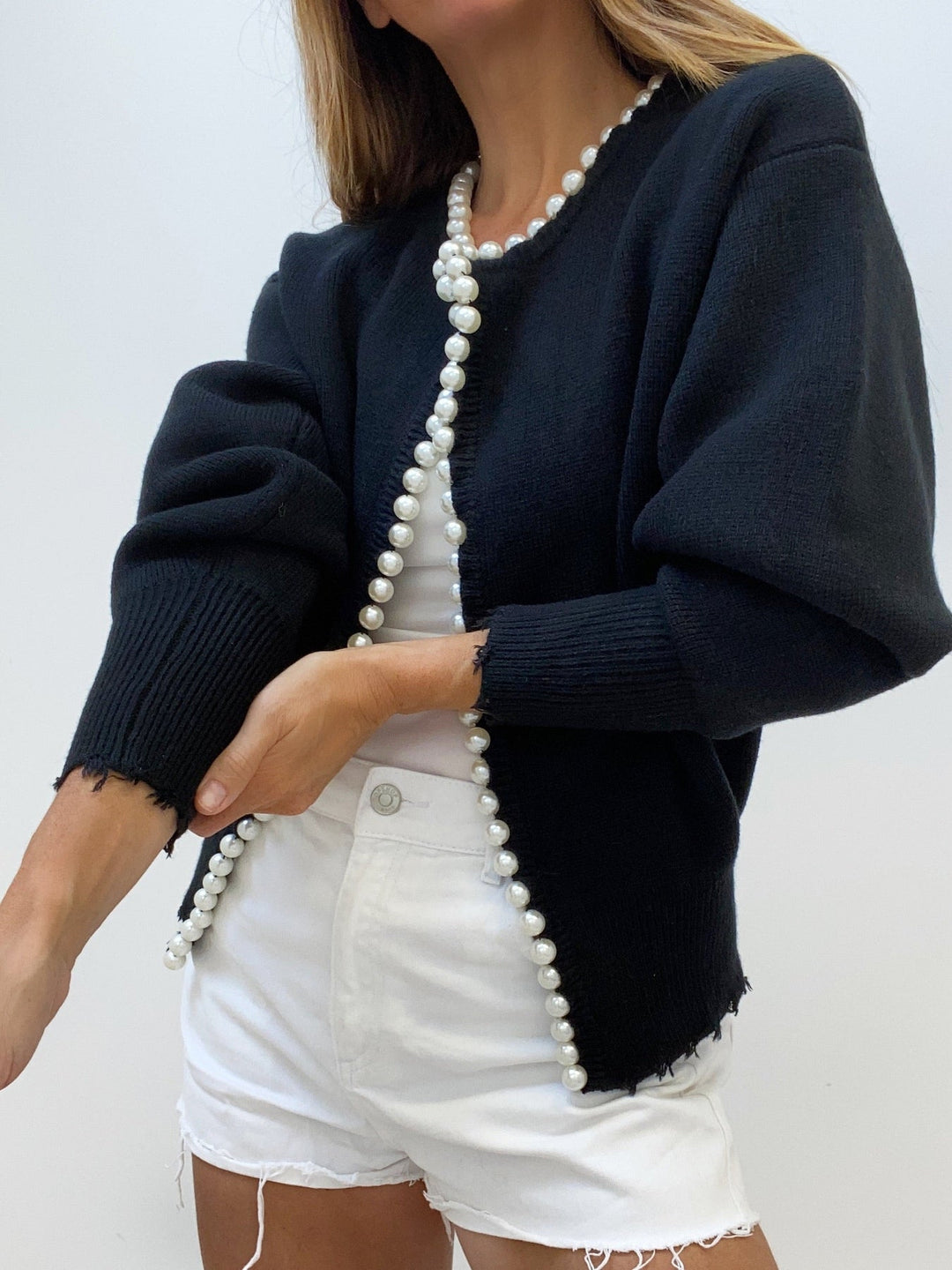 Virela – Détails en perles – maille – veste