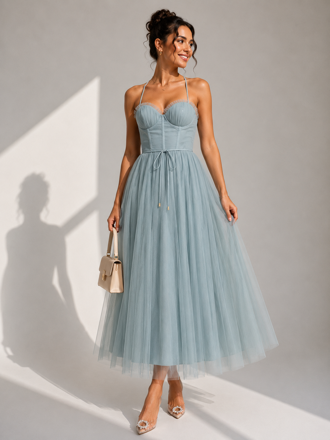 Virela – Robe en tulle ouverte