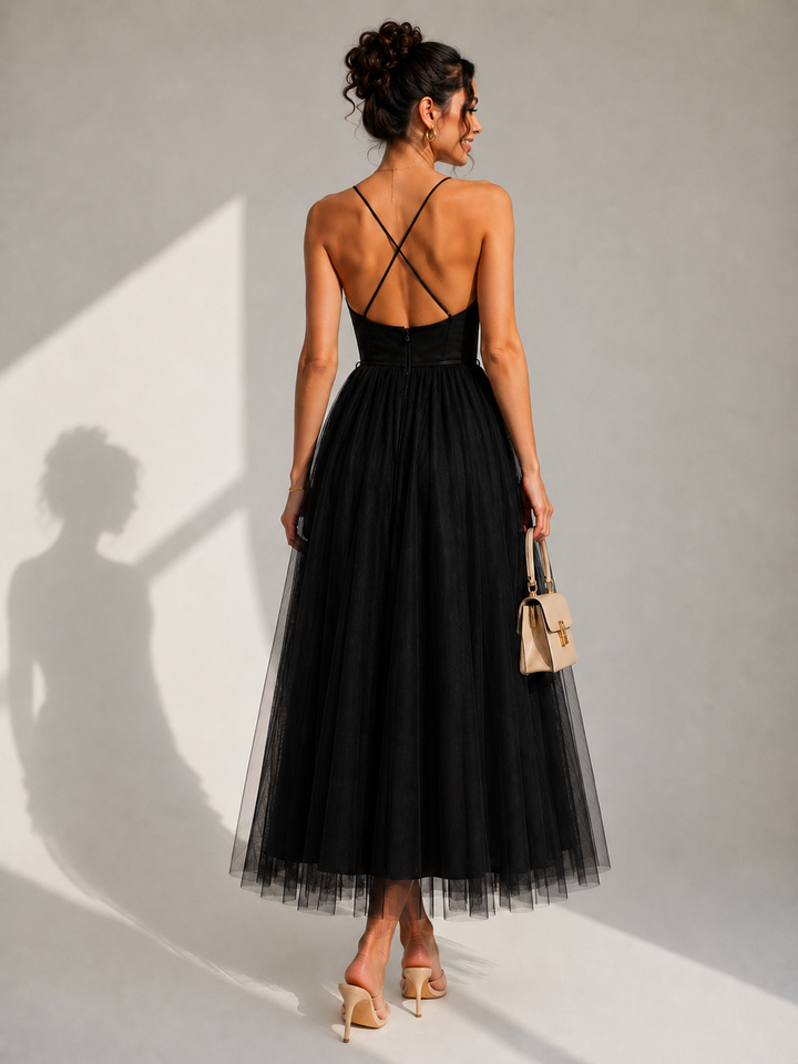 Virela – Robe en tulle ouverte