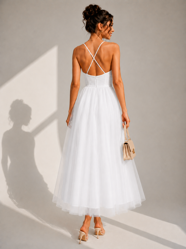 Virela – Robe en tulle ouverte
