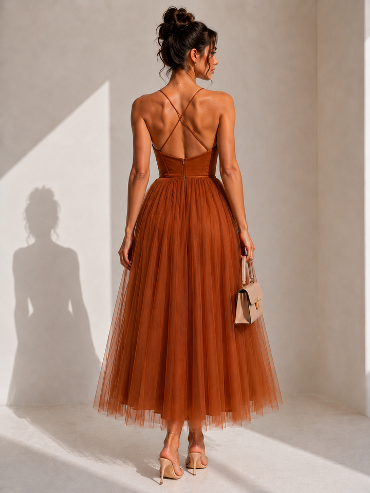 Virela – Robe en tulle ouverte