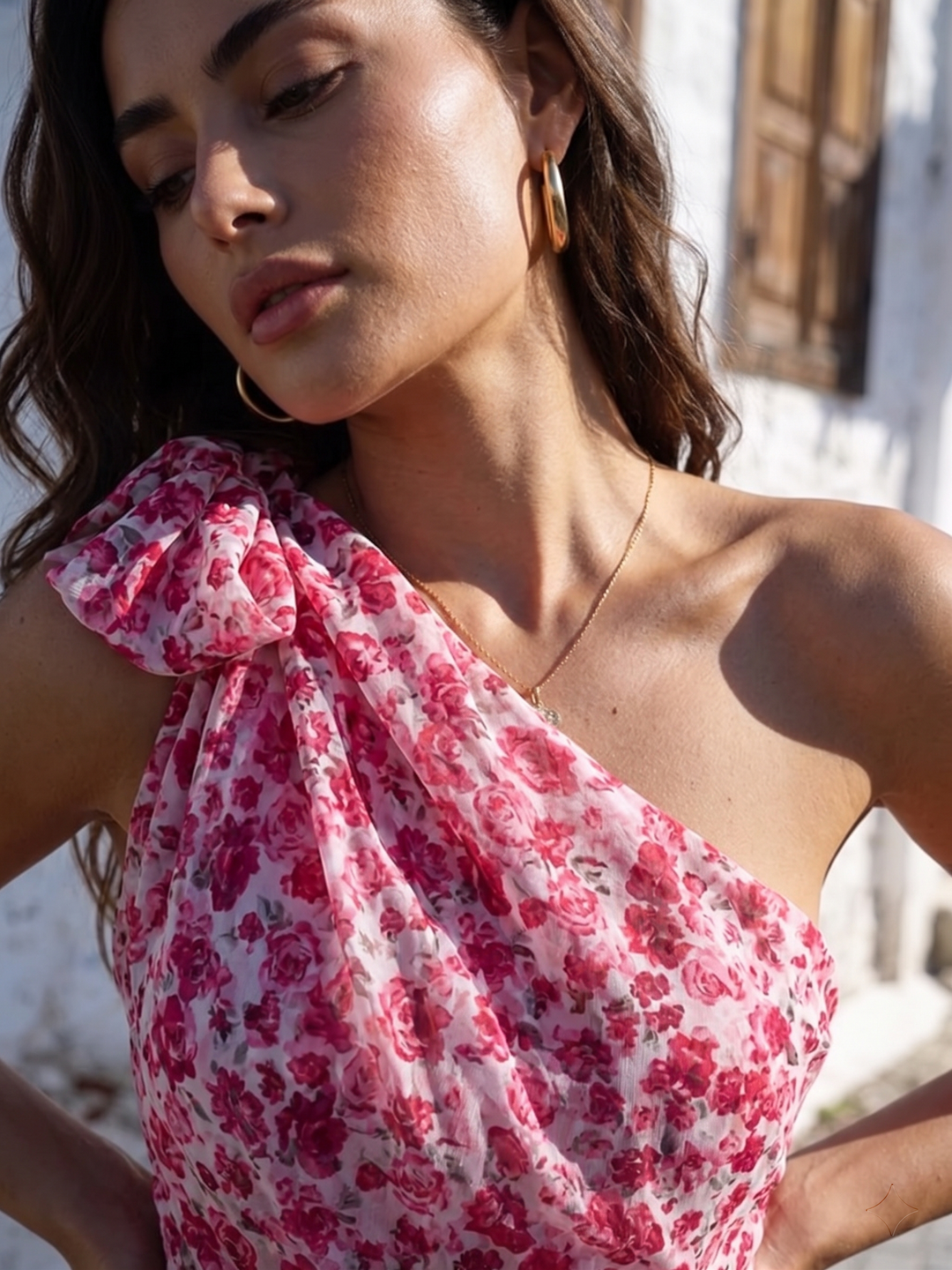 Liniva – Robe à une épaule en mousseline