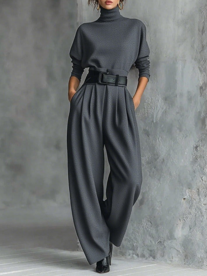 Avenya – Ensemble haut à col roulé ajusté et pantalon