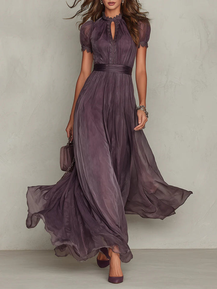 Mireva – décolleté goutte d’eau, robe en chiffon