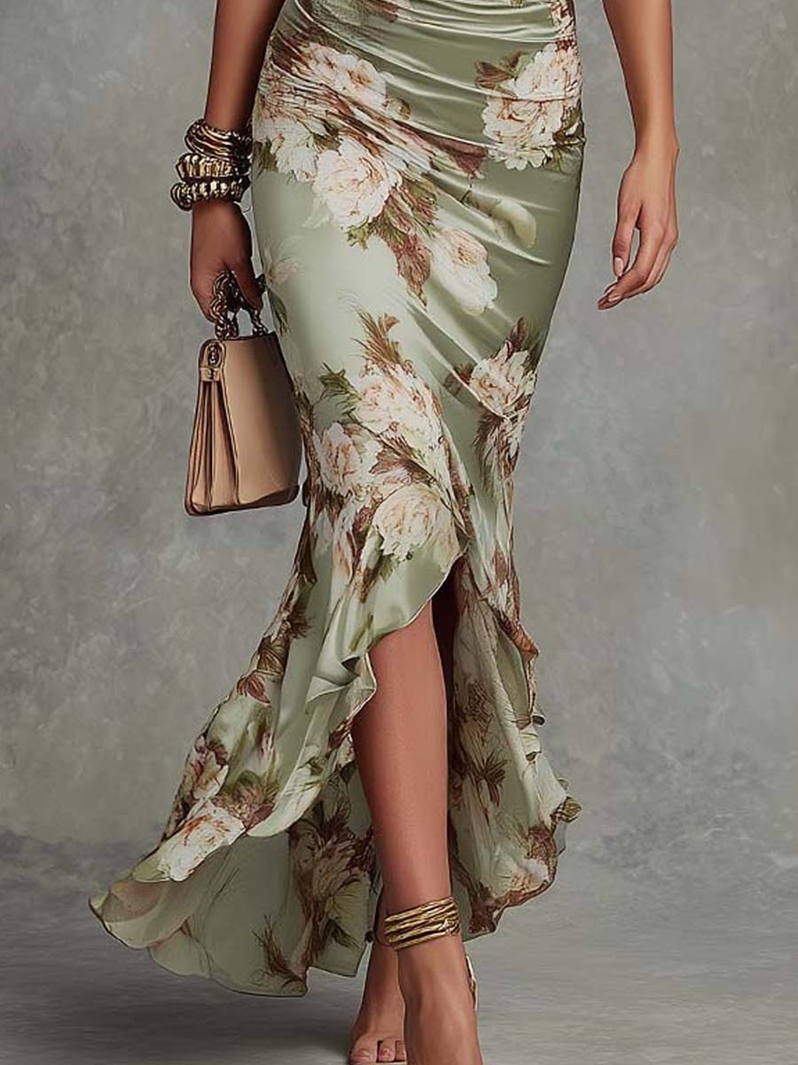 Neraya – Robe en satin à décolleté en V profond