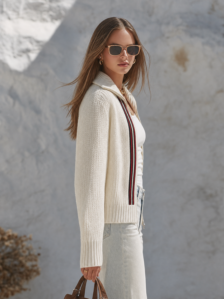 Virela – Veste en tricot à patte de boutonnage rayée