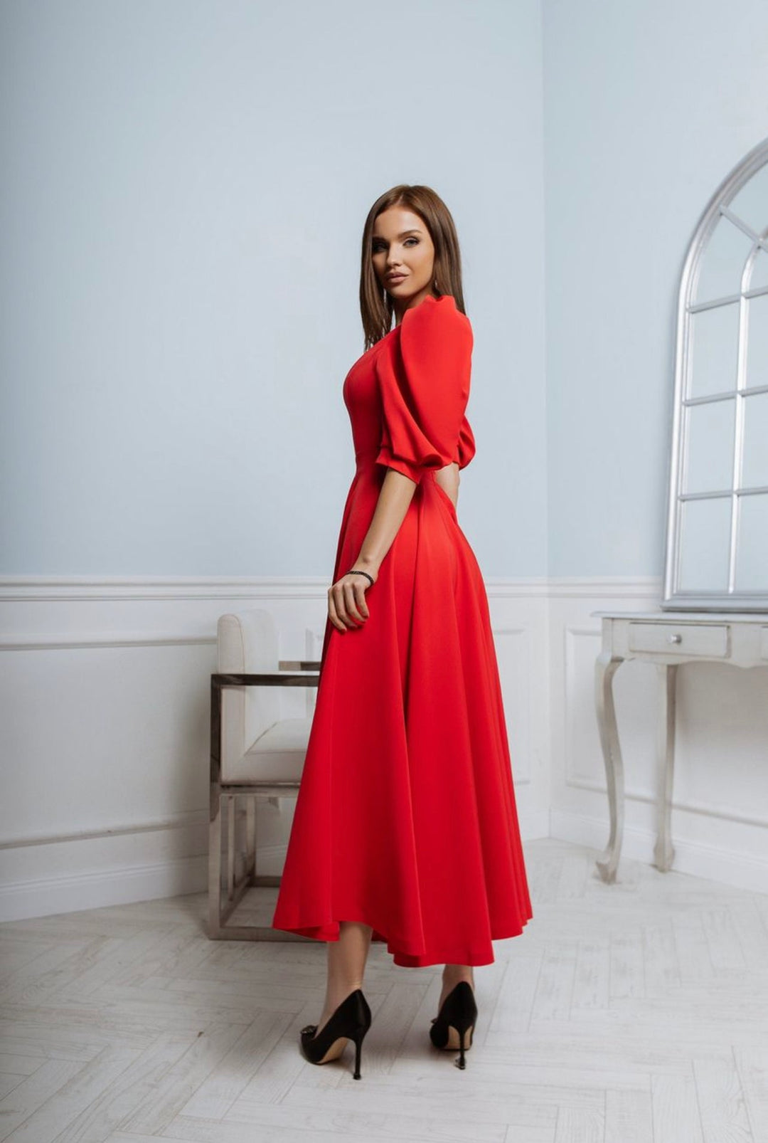 Alenya – Robe midi tissée cintrée à la taille