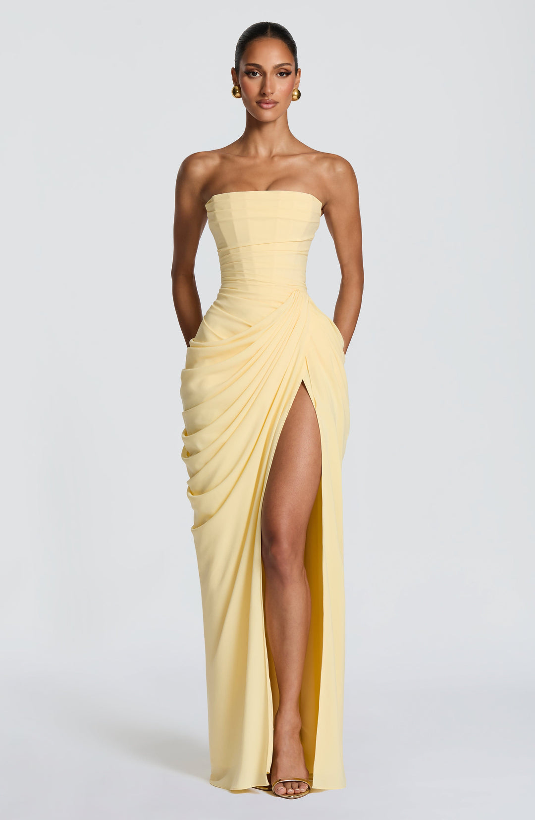 Nelara – robe en chiffon à dos corseté