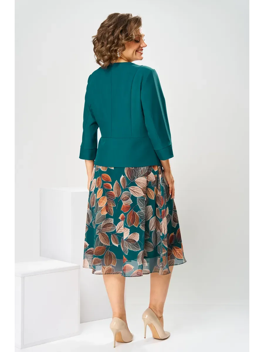 Ilyra – Robe en chiffon à col à revers crantés