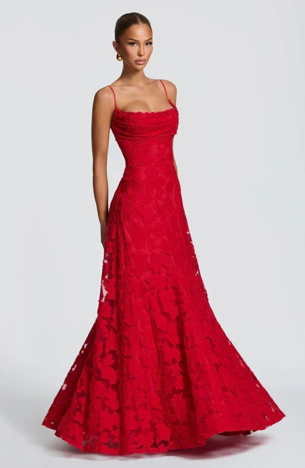 Nalevi - Robe longue en dentelle moulante