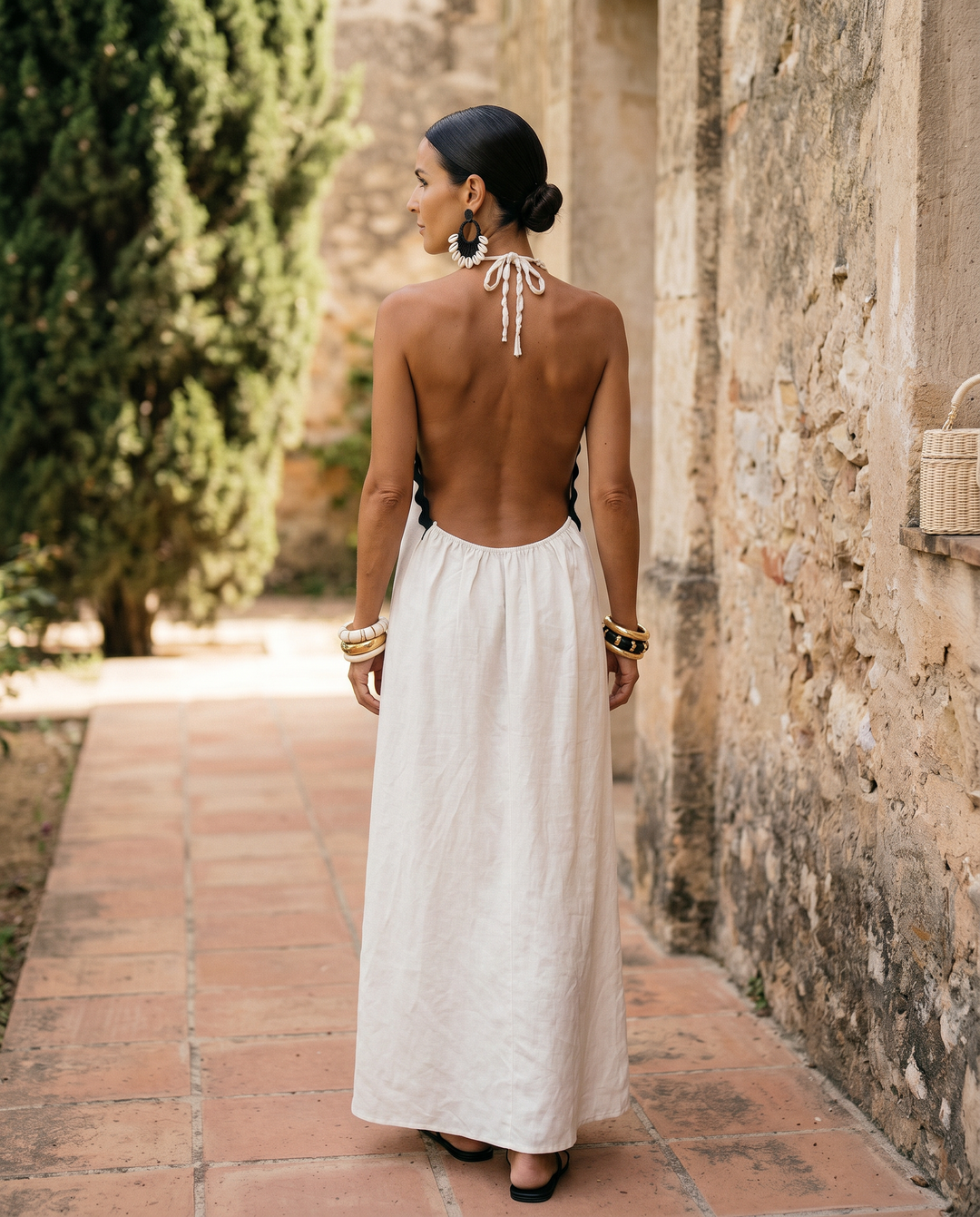 Noreli – coupe allongée, robe longue