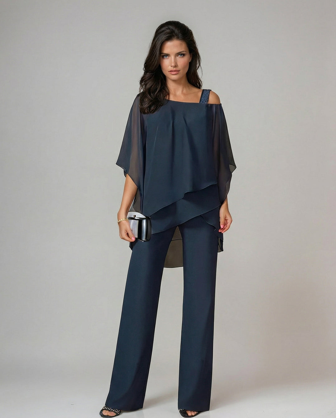 Vesara – ensemble asymétrique en résille multicouche