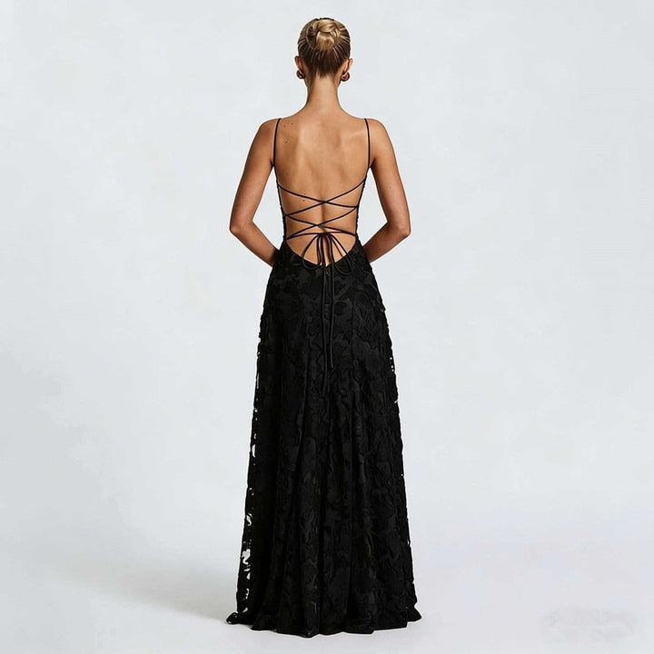 Nalevi - Robe longue en dentelle moulante