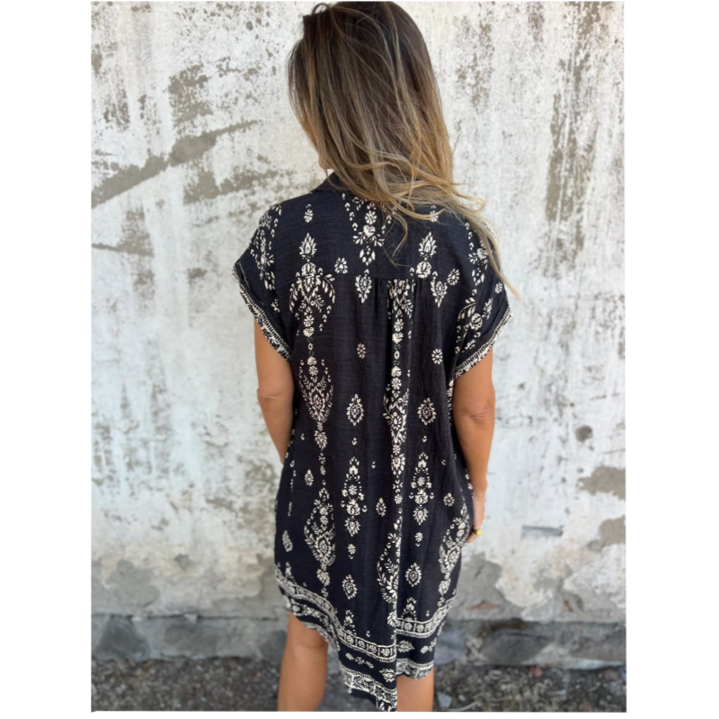 Serava – robe en coton-lin à col V