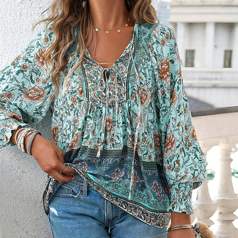 Calira – Chemise en coton à col en V avec lien à nouer