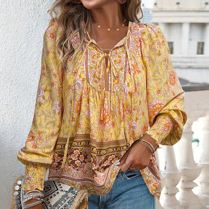 Calira – Chemise en coton à col en V avec lien à nouer