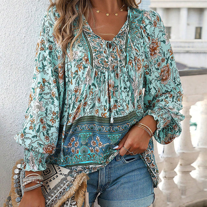 Calira – Chemise en coton à col en V avec lien à nouer