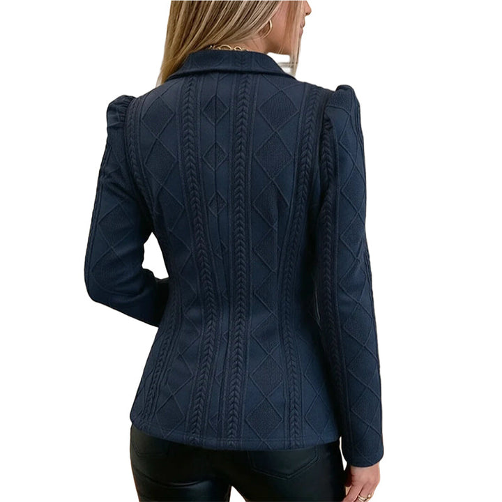 Vesara – coupe sculptée à taille géométrique, matière texturée, blazer